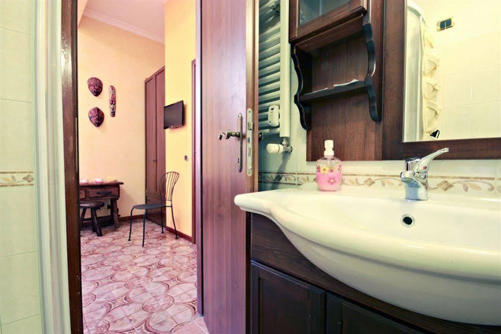 Affittacamere San Pietro Resort Рим Екстер'єр фото
