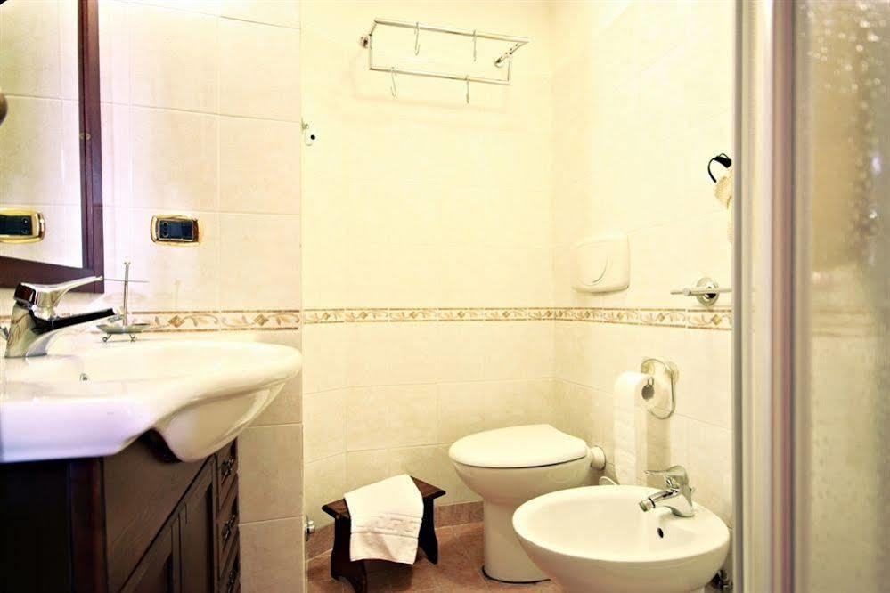 Affittacamere San Pietro Resort Рим Екстер'єр фото