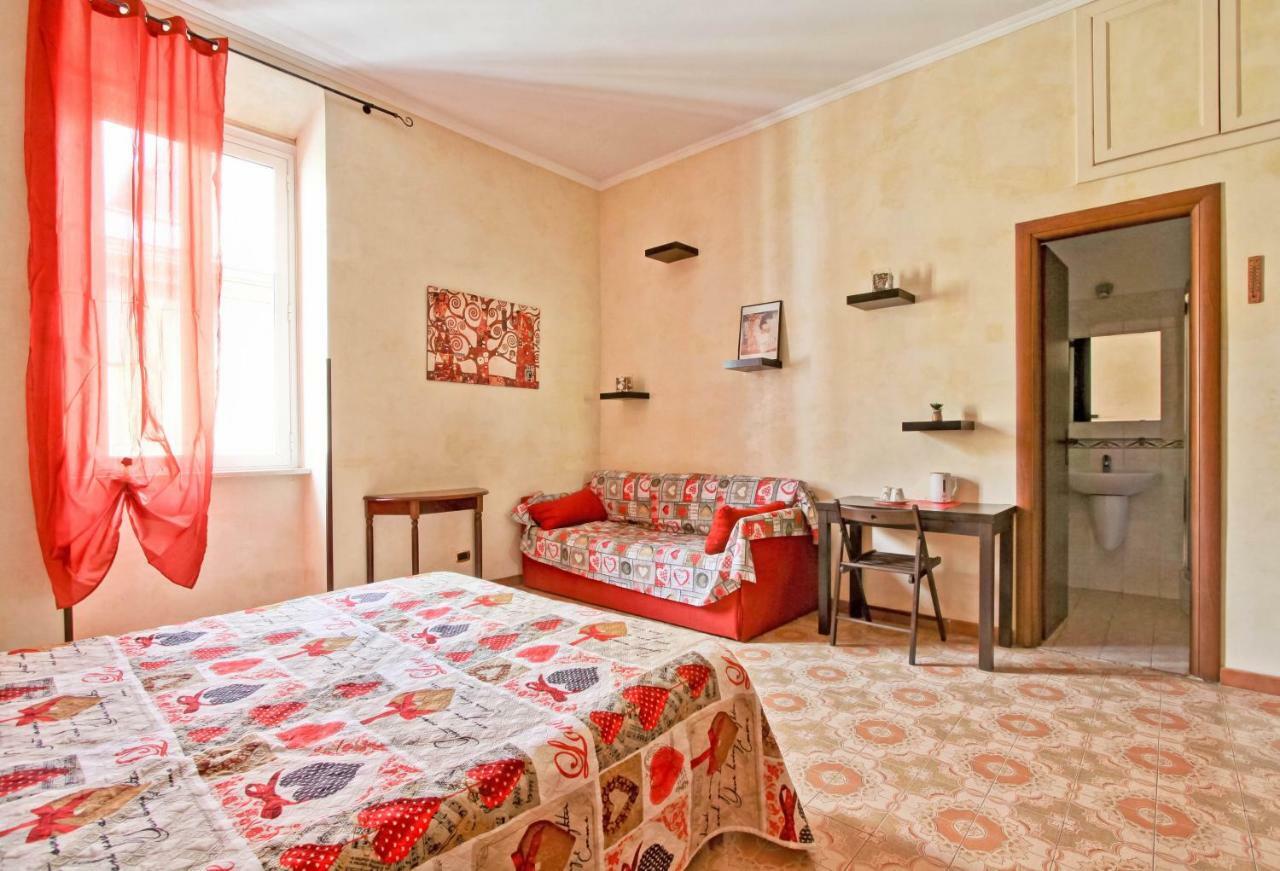 Affittacamere San Pietro Resort Рим Екстер'єр фото